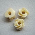 2pcs cream celluloid flower cabochon 