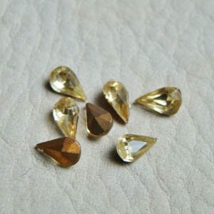 画像1: 2pcs 6×3.6 tear rhinestone