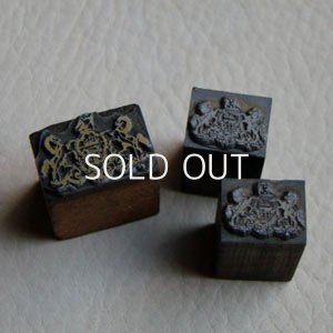 画像2: Vintage wood stamp "S" 