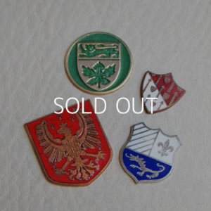 画像3: green enamel crest stamping