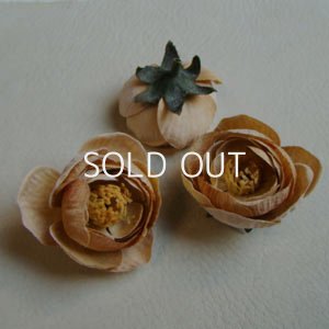 画像1: silk flower Ranunculus "Beige"