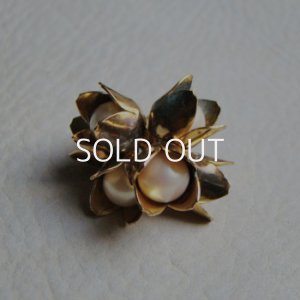 画像2: 2pcs brass 4-petal bell cap