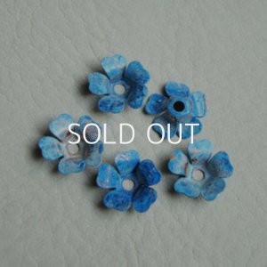 画像1: 13mm blue painted flower