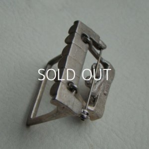 画像3: 38×43 Boy & Girl swing brooch