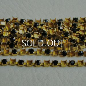 画像1: brass 24pp "Jet" skip rhinestone chain blank