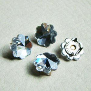 画像1: 12mm "Crystal" flower prong back