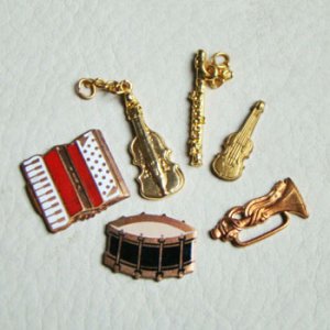 画像2: 14K GP pewter "Flute" charm