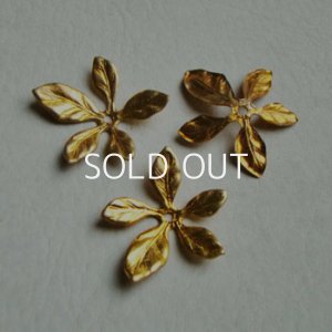 画像1: brass 5-petal leaf stamping