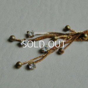 画像2: brass / crystal "Tassel" pierce finding
