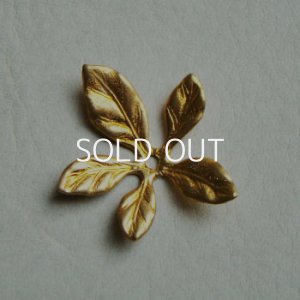 画像2: brass 5-petal leaf stamping