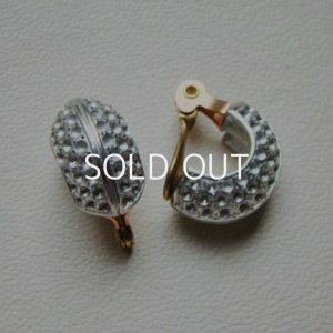 画像1: cast metal half hoop earring finding