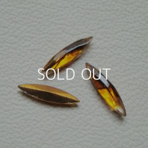 画像1: 2pcs 15×4 navette "Light Topaz／Topaz"