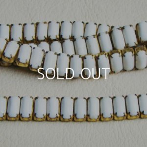画像1: 8×4mm Baguette  "Chalk White" rhinestone chain