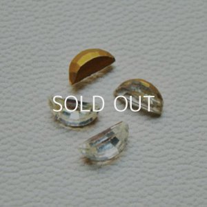 画像1: 4pcs 8×4 Half Moon  "Crystal"