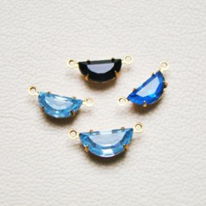 画像2: 4pcs 10×5 Half Moon  "Light Sapphire"