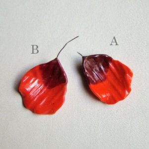 画像3: Antique wired Red Poppy Petal "B"   
