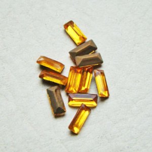 画像1: 10pcs CZECH 7×3 baguette "Topaz"