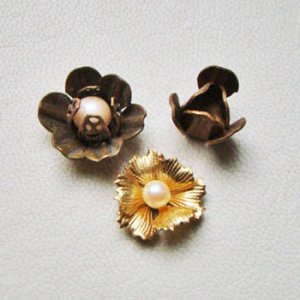 画像2: aged brass 6-petal flower