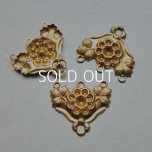 画像1: brass floral setting 4R connector