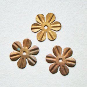 画像1: aged brass 6-petal flower