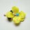 画像1: Yellow Glass Flower Brooch (1)