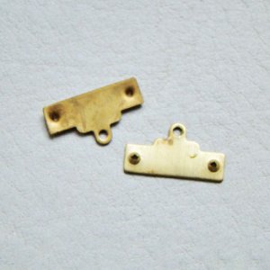 画像1: 2pcs brass 15mm 2-hole tag finding