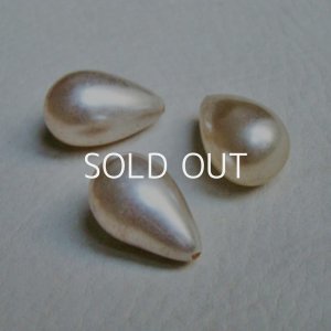 画像1: 23×15 1/2 drilled drop pearl