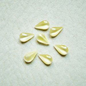 画像1: 4pcs 8×4.8 tear "Yellow Moonstone"