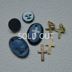 画像2: Cross Inlaid Charm & Fleur De Lis Cabochon set