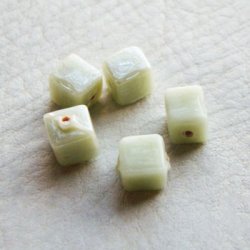 画像1: 10mm cube beads "Mint AB"
