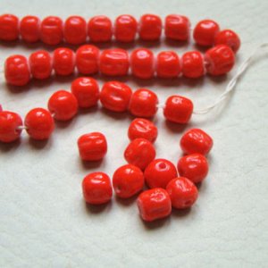 画像1: 6pcs "Coral Red" 5~6mm baroque beads