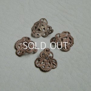 画像1: aged brass drop-shape filigree