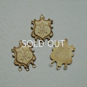 画像1: aged brass "Fluer De Lis" 1+3R connector