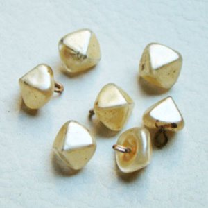 画像2: 11mm SQ aged pearl button