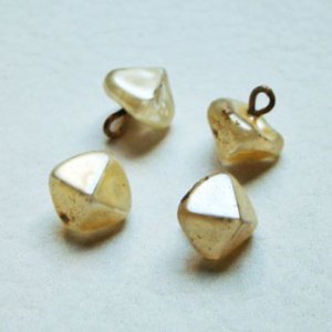 画像1: 11mm SQ aged pearl button