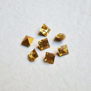 画像1: 4pcs VSW 3.9mm "Topaze Light"