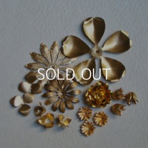 画像2: brass 11mm 6-petal flower