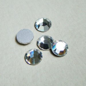画像1: 2pcs Preciosa 40SS "Crystal"
