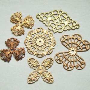 画像2: brass 30x27 BOW filigree