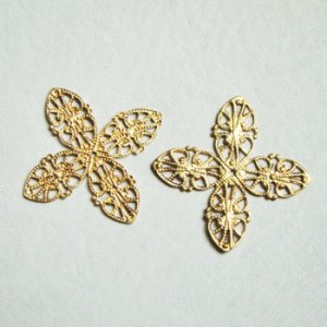画像1: brass 33mm 4-petal filigree