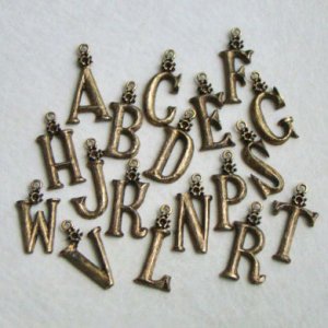 画像1: bronze tone metal initial charm