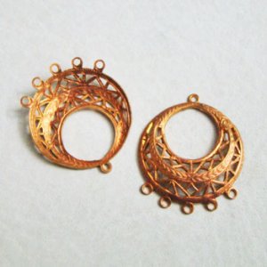 画像1: red brass 30x25 filigree 1to5 charm