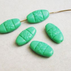 画像1: Green 16x8 oval patterned beads