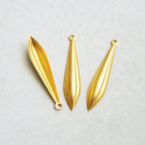 画像1: brass rib drop charm