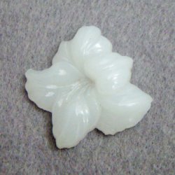 画像2: 29x28 White Opalescent "Lily" cabochon
