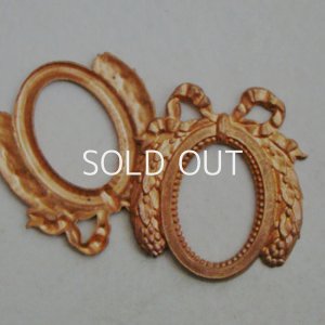 画像1: copper 48x43 wreath frame stamping