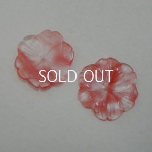 画像1: 29mm faux Strawberry Quartz flower