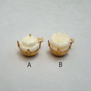 画像3: 8mm carved bone flower cabochon