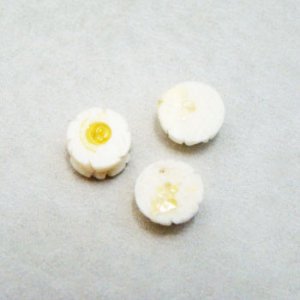 画像2: 8mm carved bone flower cabochon