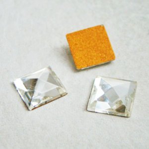 画像1: 13mm SQ Pyramid "Crystal"